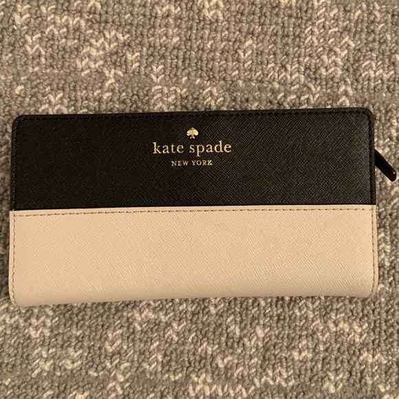 Kate Spade Colourblocked Wallet - Picture 1 of 5